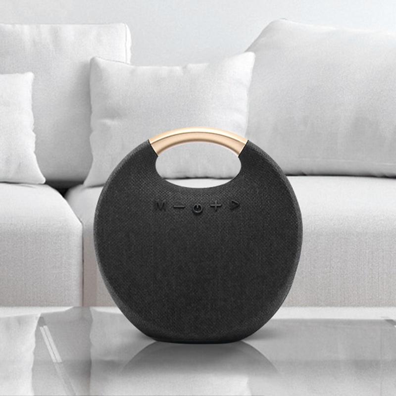 Súng thép nhỏ được cá nhân hóa mới Loa siêu trầm Bluetooth không dây âm thanh nổi Loa di động ngoài trời Âm thanh nhỏ thông minh nhỏ Màu sắc: Đen