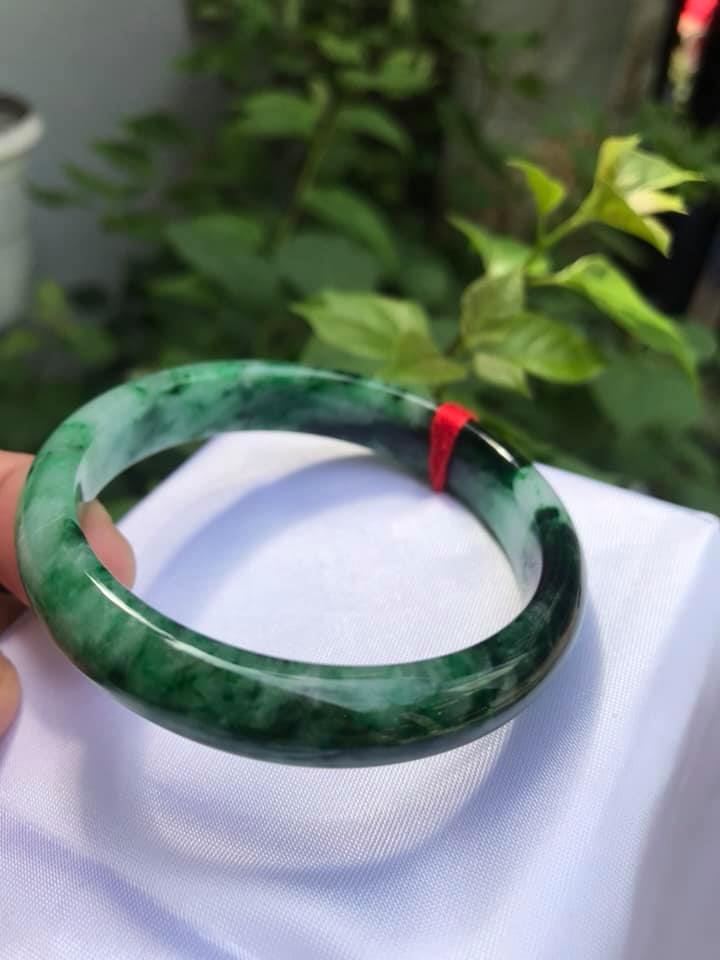 VÒNG ĐÁ CẨM THẠCH HẸ SƠN THỦY LIỀN KHỐI NI 52 100% THIÊN NHIÊN MÀU XANH SƠN THỦY VÂN ĐẬM NHẠT NỮ 50KG - 60KG ĐEO ĐẸP TAY Ạ
