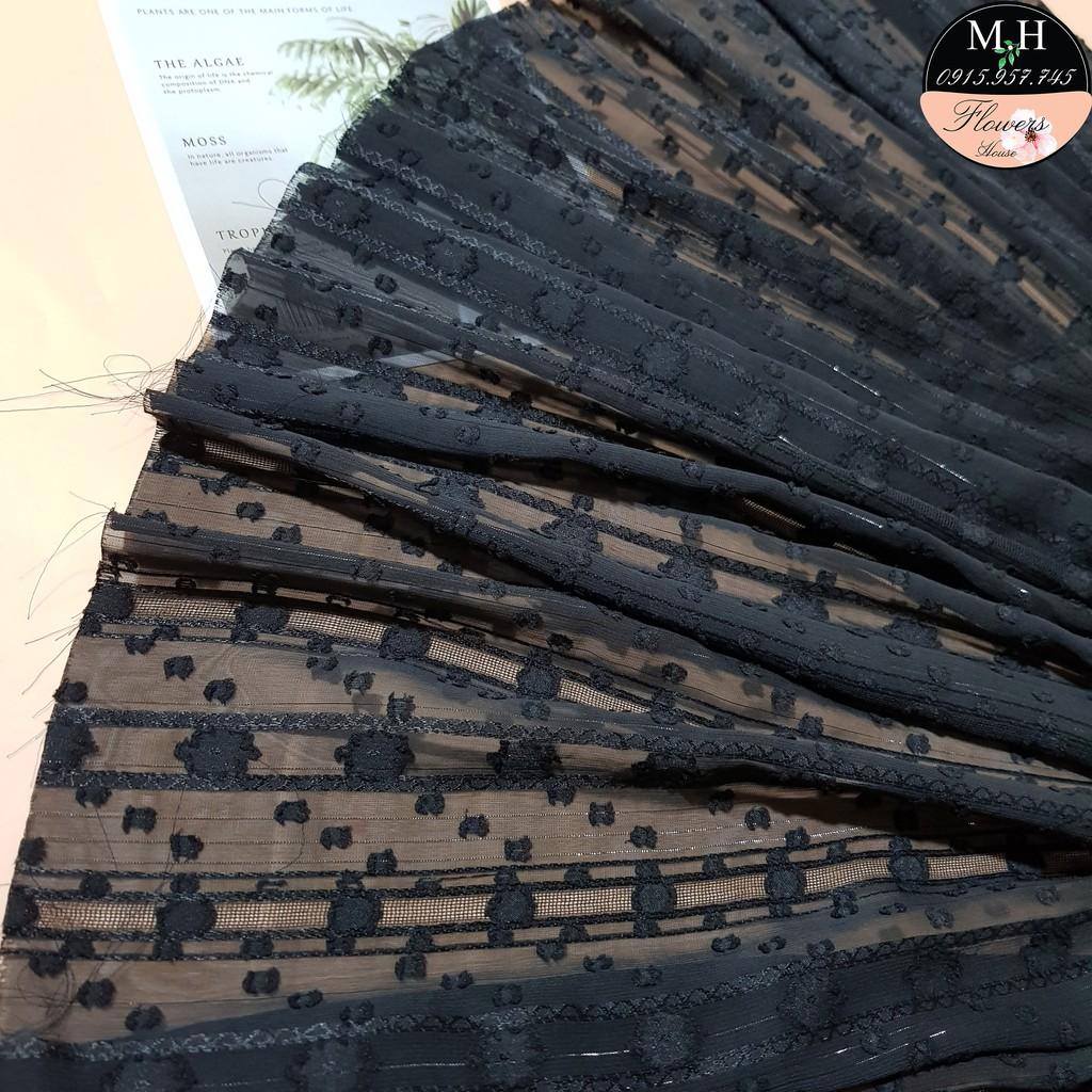 Vải ren đen thêu hoa mai nổi 6 cánh (100cmx150cm) ren may váy áo, trang trí đồ thủ công