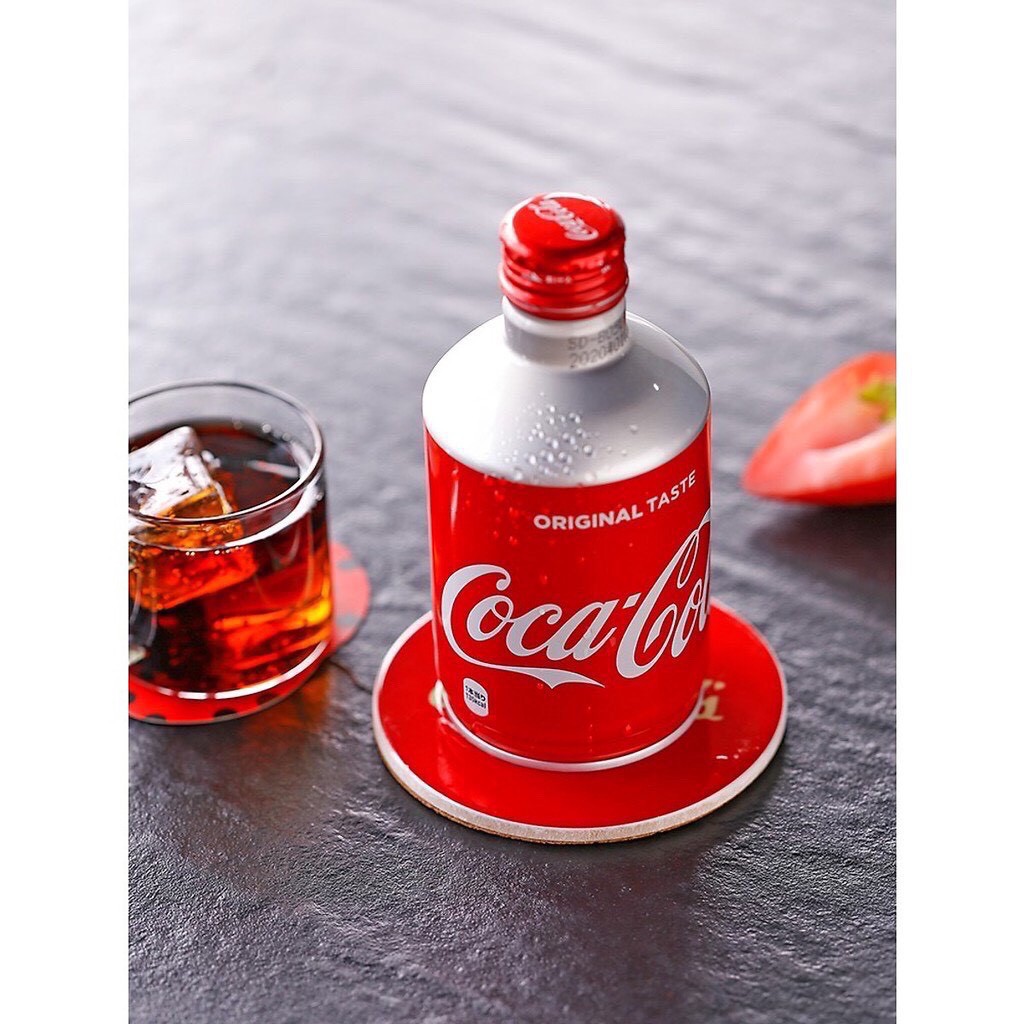 Hình ảnh Coca Nắp Vặn Nhật Bản - 300ml