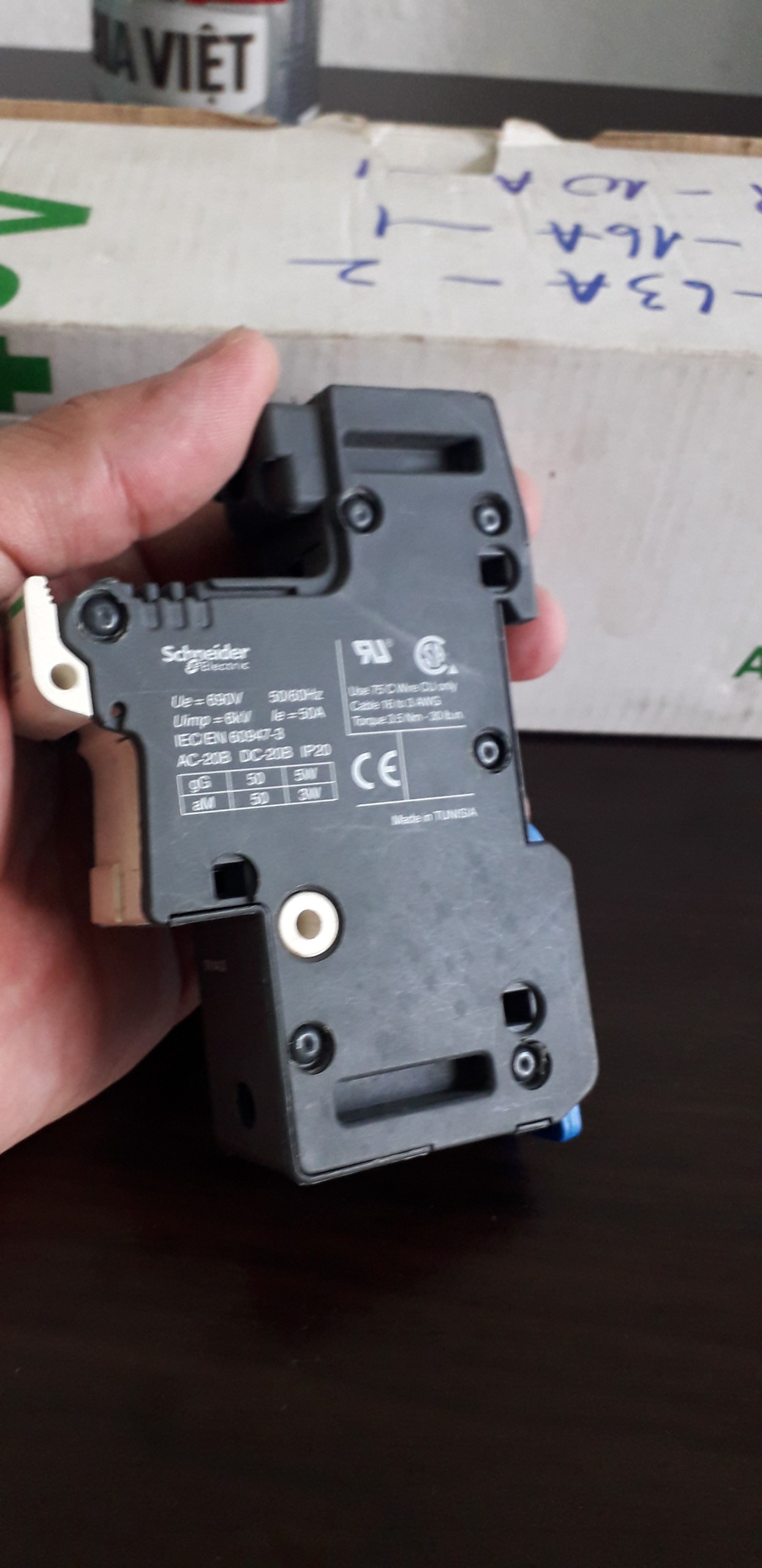 DF141 Đế cầu chì Schneider 1P 50A 14 X 51 mm