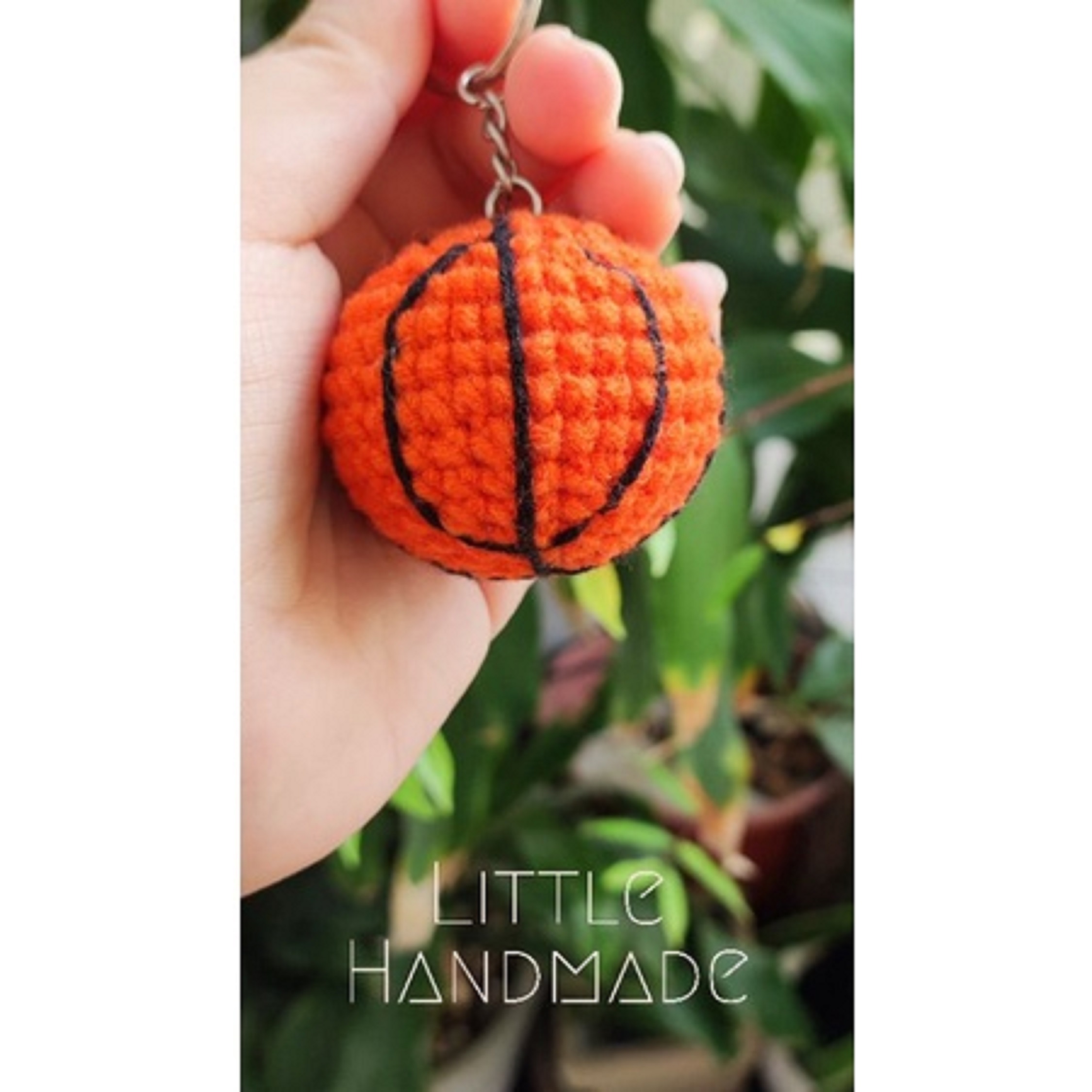 Móc khoá bóng rổ bằng len handmade