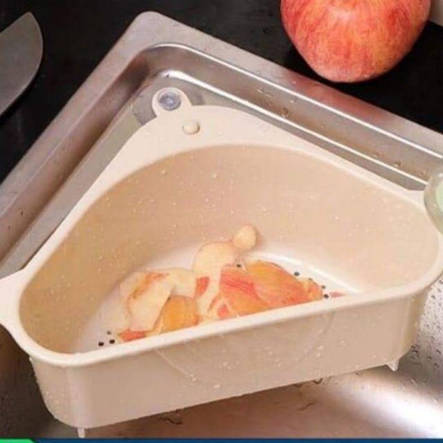 Cài cạnh bồn rửa bát tam giác