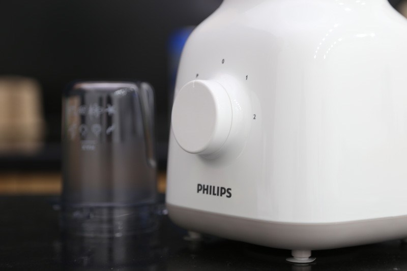 Máy xay sinh tố Philips HR2108 - Hàng chính hãng