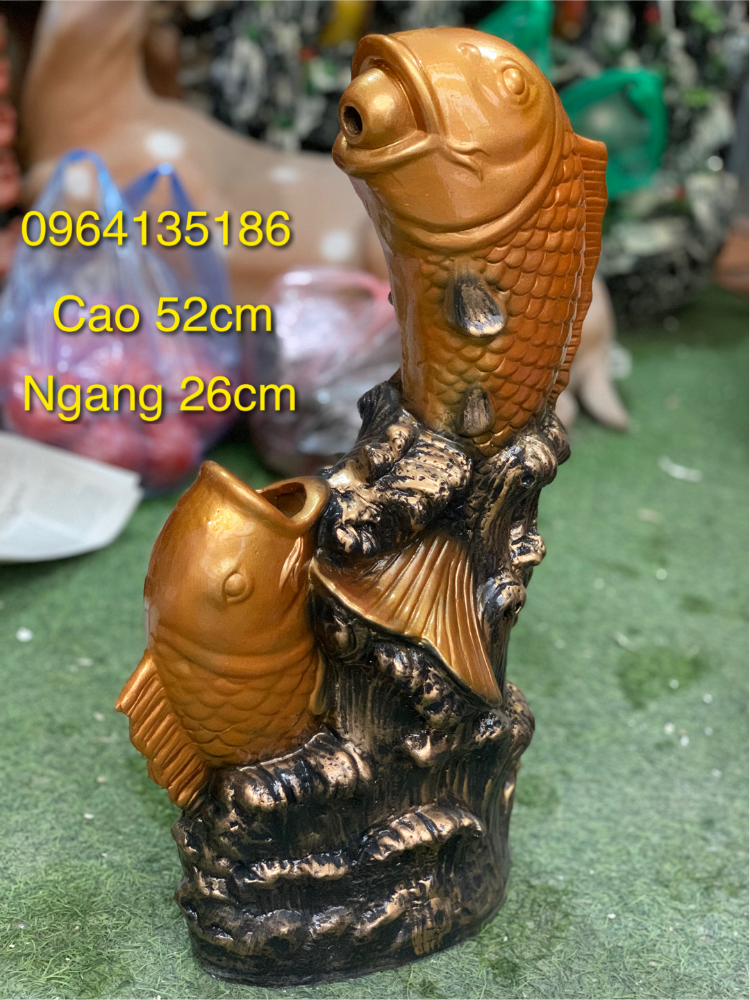 Tượng cá chép phun nước h52cm gốm sứ Bát Tràng