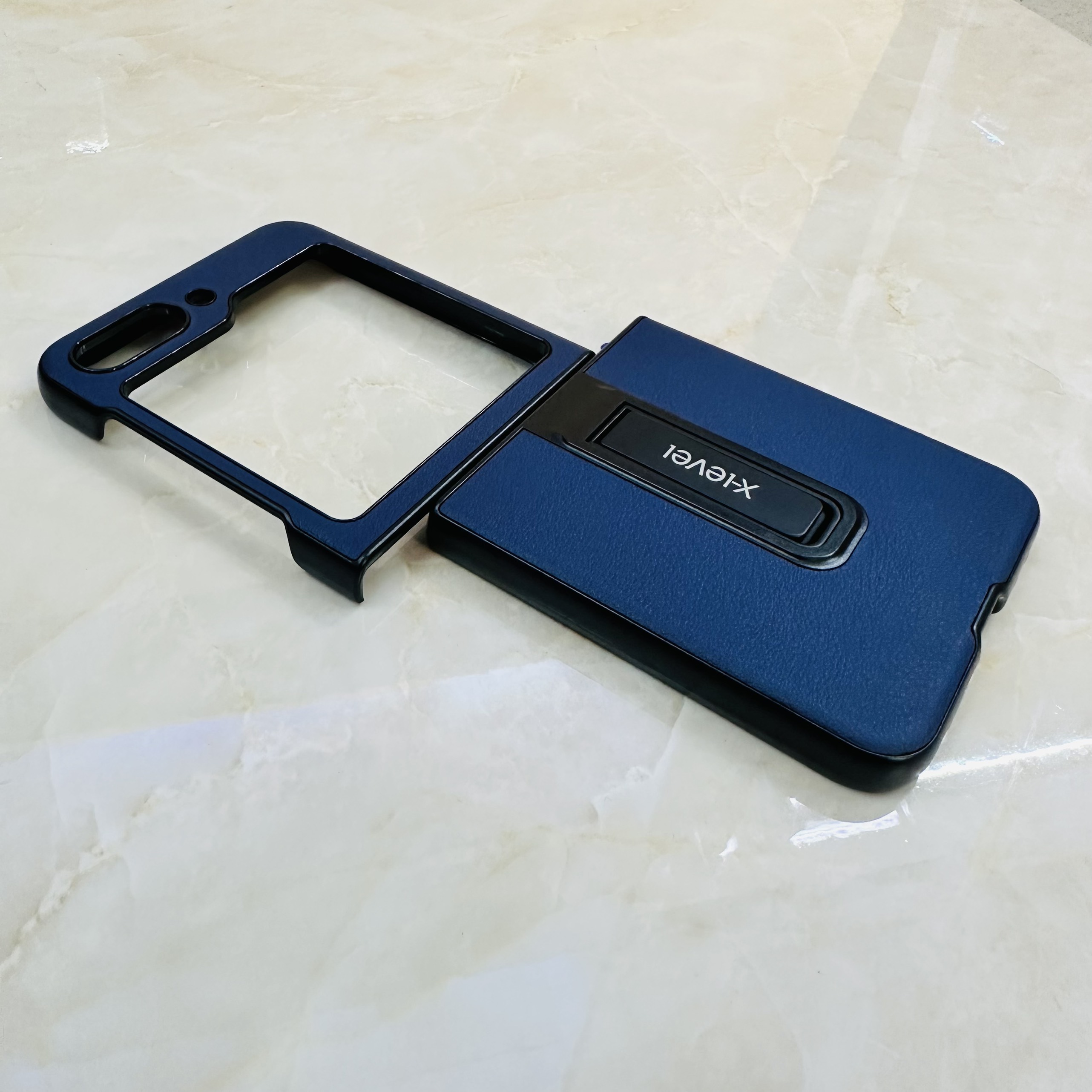 Ốp lưng cho Galaxy Z Flip 5 X-level Utmost Plain kệ- hàng chính hãng