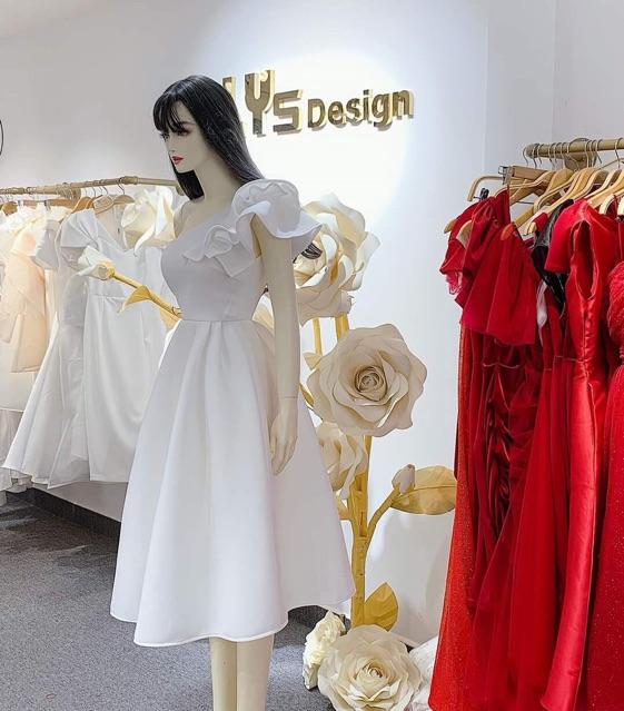 Đầm lệch vai bèo