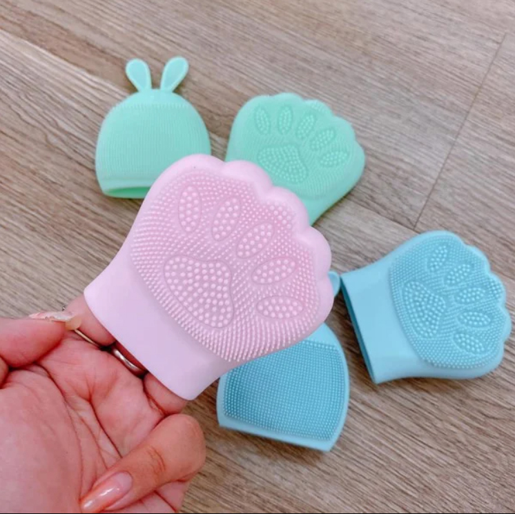 Pad rửa mặt tay gấu Cleansing Pad (Giao màu ngẫu nhiên)