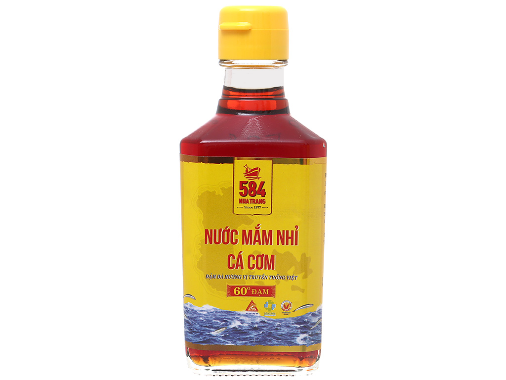 Hộp 2 chai Nước mắm Cá Cơm Cao Cấp 60 ĐỘ ĐẠM, 584 Nha Trang, Chai thủy tinh 200ml, Date luôn mới