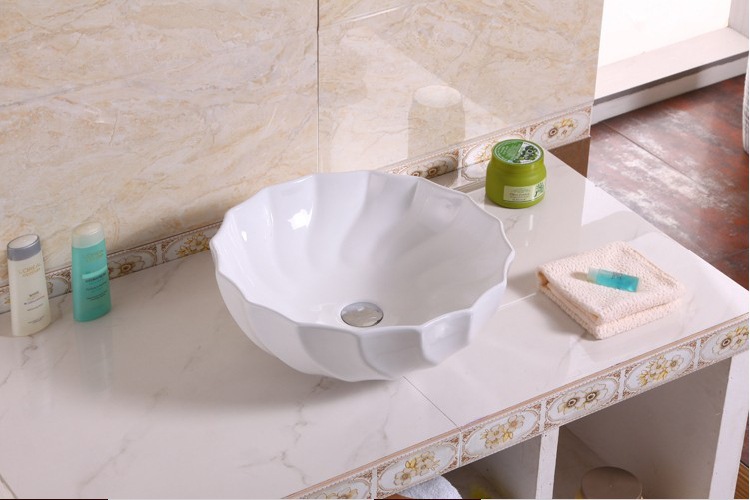 Lavabo sứ để bản N-816