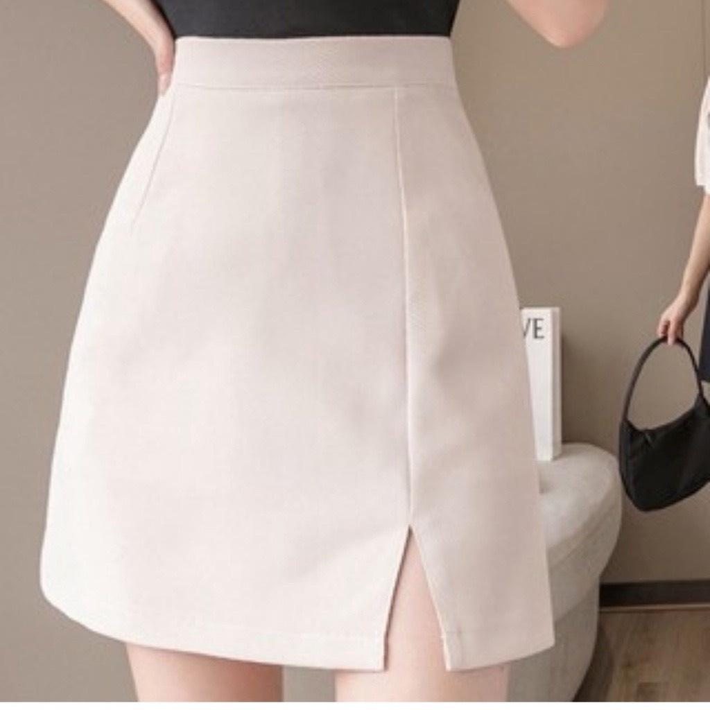 Chân Váy Ngắn Chữ A Xẻ Tà dáng basic dễ mặc Kanimi