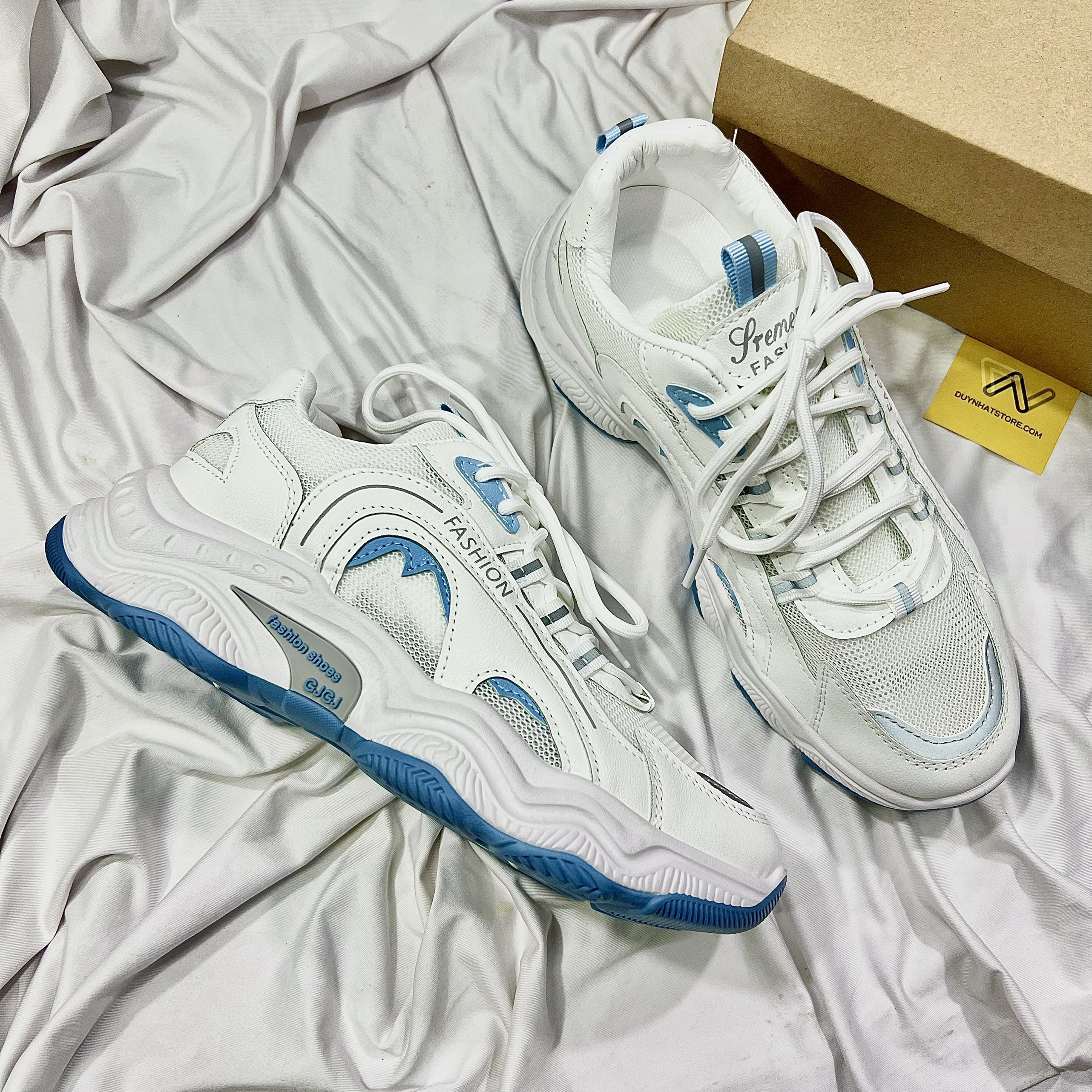 Giày Thể Thao Nữ Màu Trắng Phối Xanh Đẹp Duy Nhật Store Độn Cao Đế Răng Cưa Bonsai Uzzang 5cm Êm Chân Sneaker Bata Trend