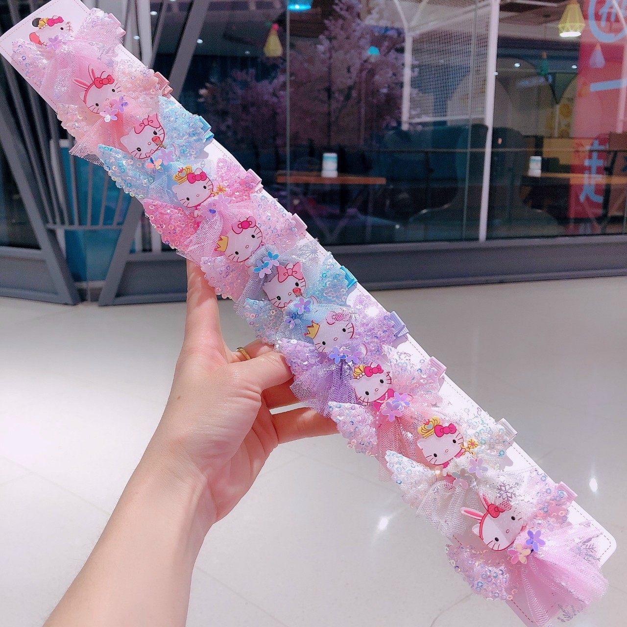 Kẹp tóc kiểu công chúa dễ thương