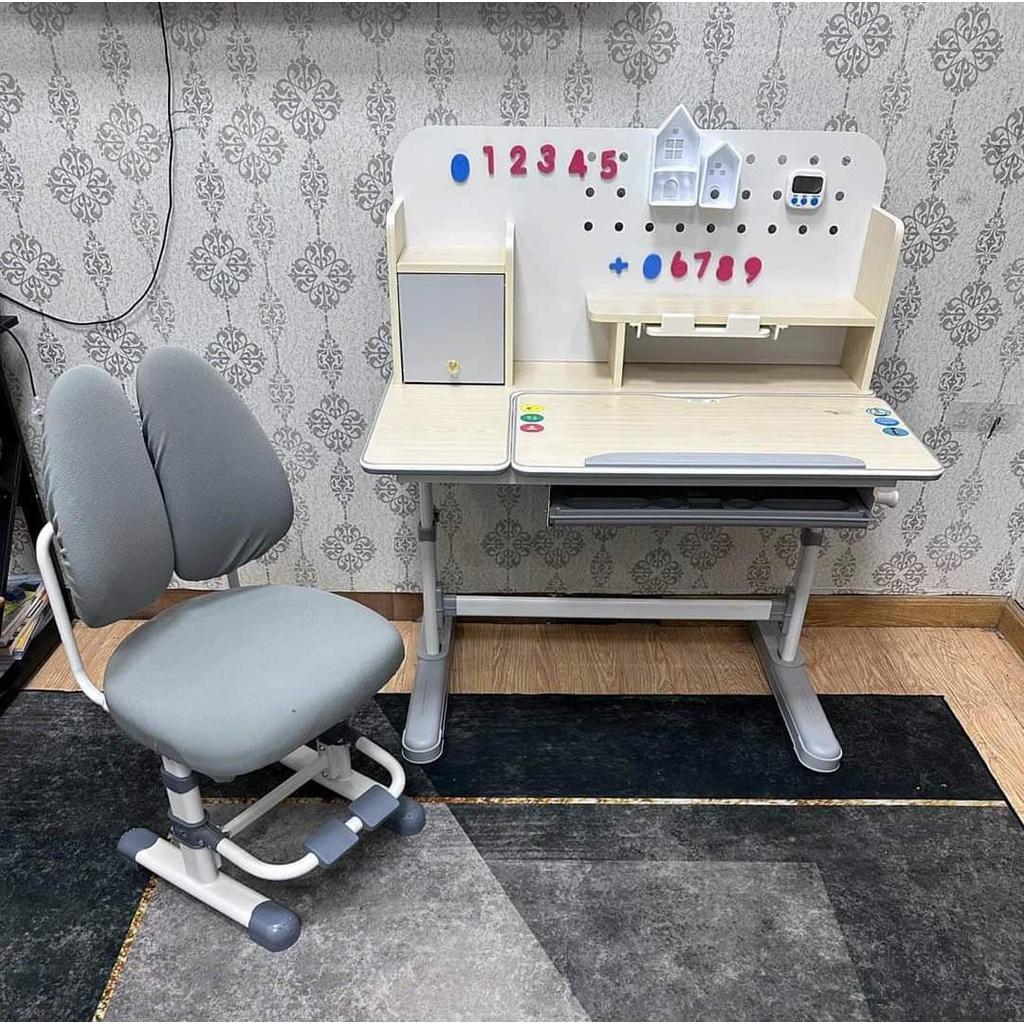 Bàn Học Sinh Chống Gù Chống Cận A17.