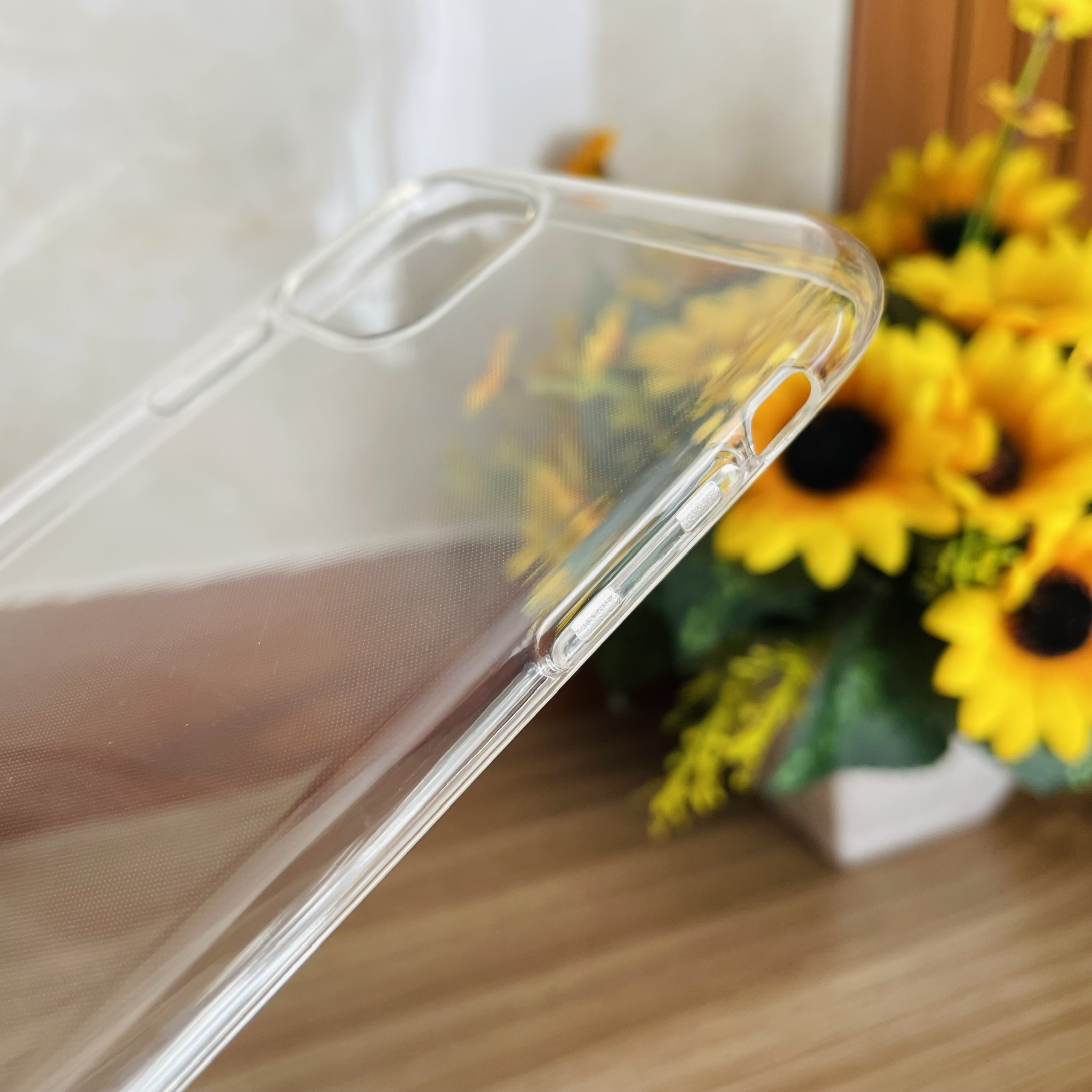Ốp lưng dẻo silicon trong mềm dành cho iPhone 11