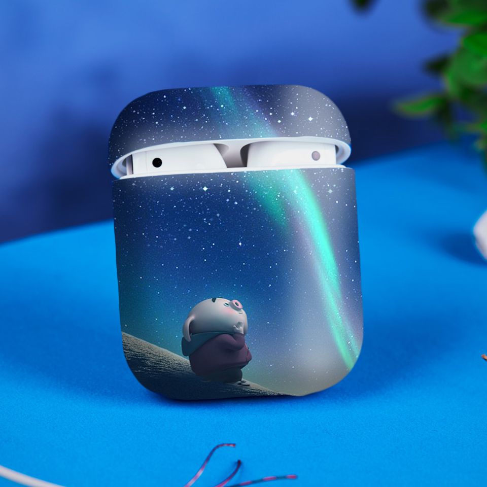 Miếng dán skin chống bẩn cho tai nghe AirPods in hình Heo con dễ thương - HEO2k19 - 149 (bản không dây 1 và 2)