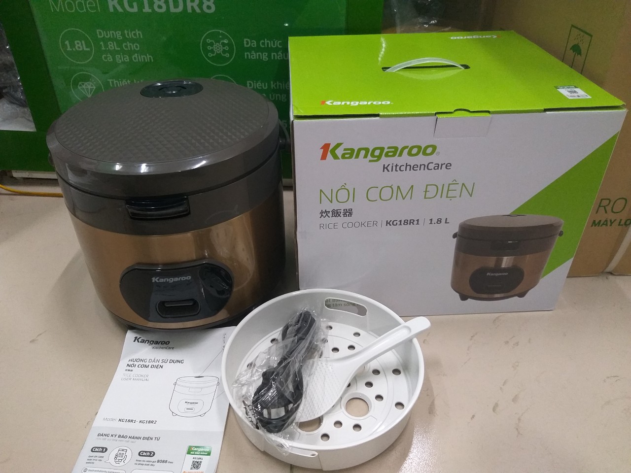 Nồi cơm điện Kangaroo KG18R1 hàng chính hãng bảo hành 12 tháng