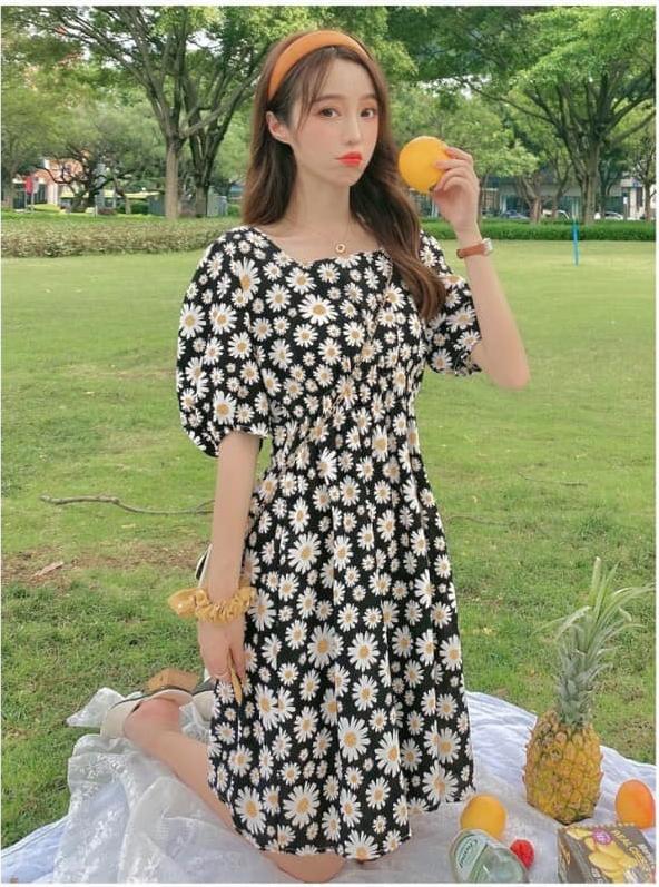 ĐẦM XOÈ HOA CÚC NHÚN EO