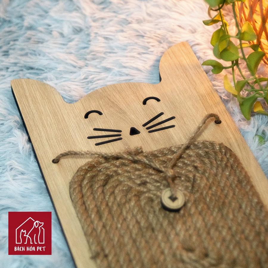 Bàn cào móng cho mèo CM1 làm bằng gỗ và dây thừng siêu bền đáp ứng nhu cầu mài dũa móng mỗi ngày của boss