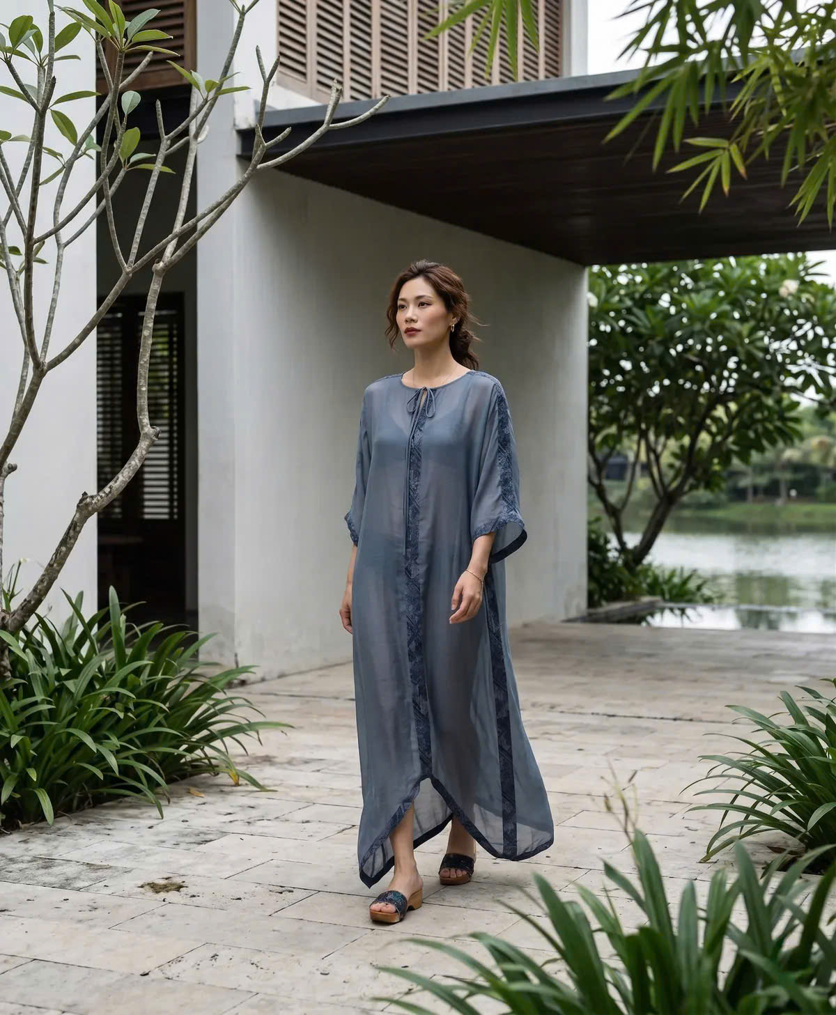 Đầm Suông Dài Kaftan Xanh Phối Hoạ Tiết Lam Vũ Dre240 thời trang Hity