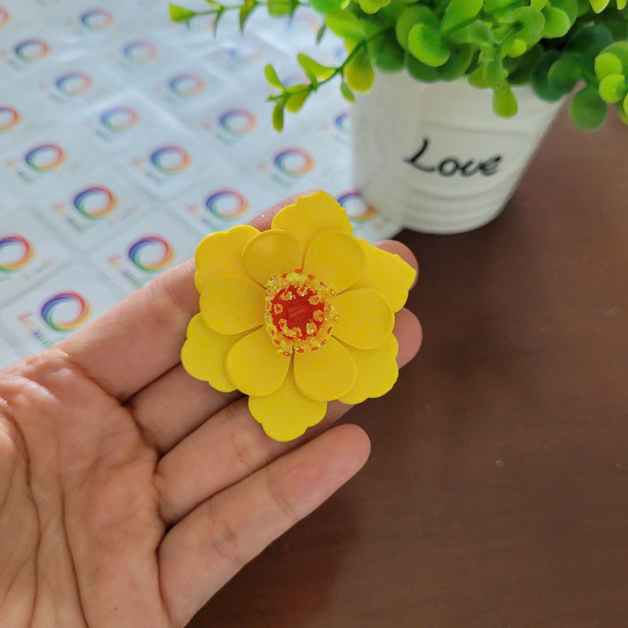 Hoa mai mút nhuỵ nổi trang trí tết