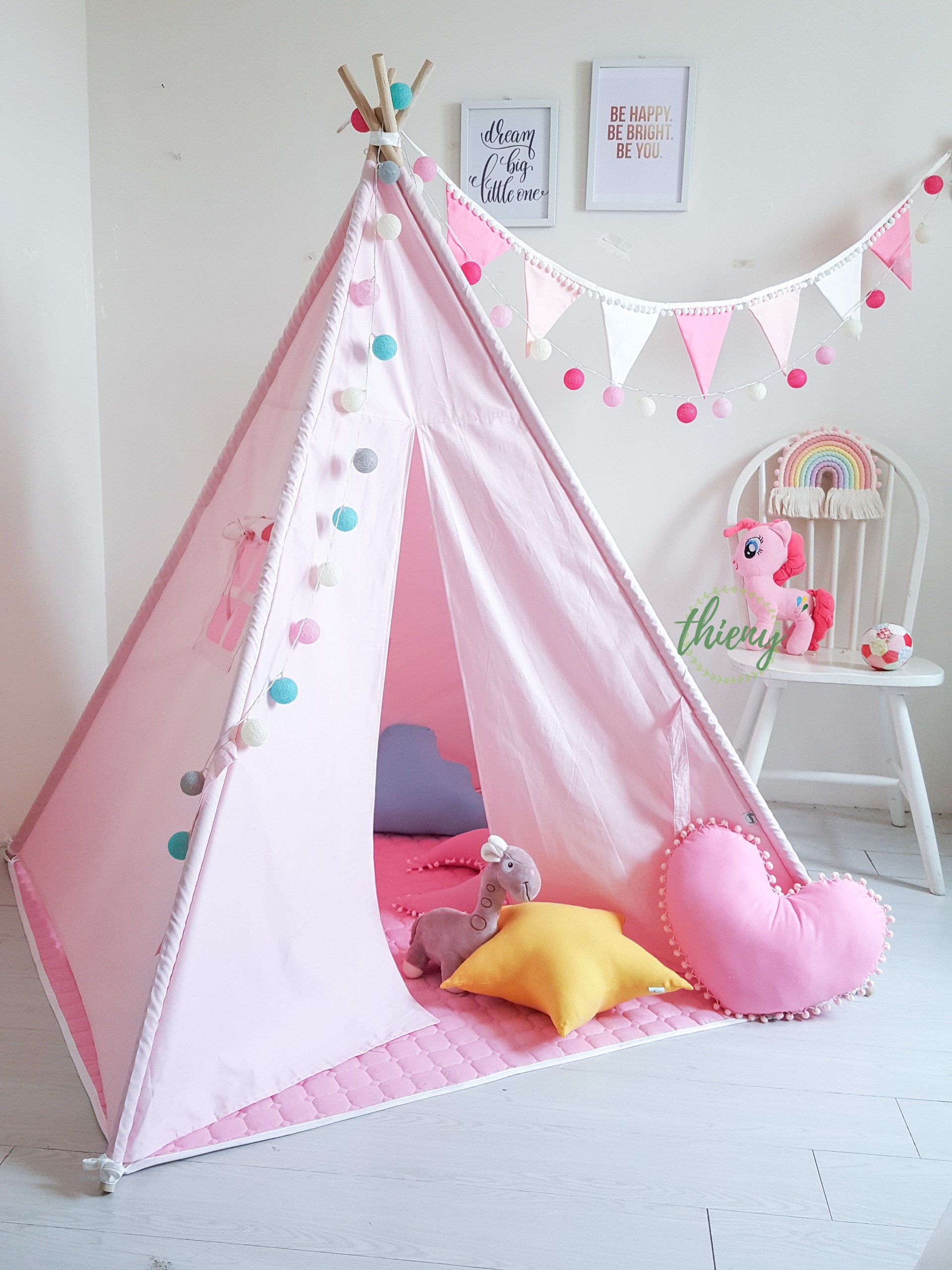 Lều vải cho bé gái màu Hồng công chúa vải 100% cotton khaki, cọc gỗ tự nhiên | Light pink Teepee with stabilizer