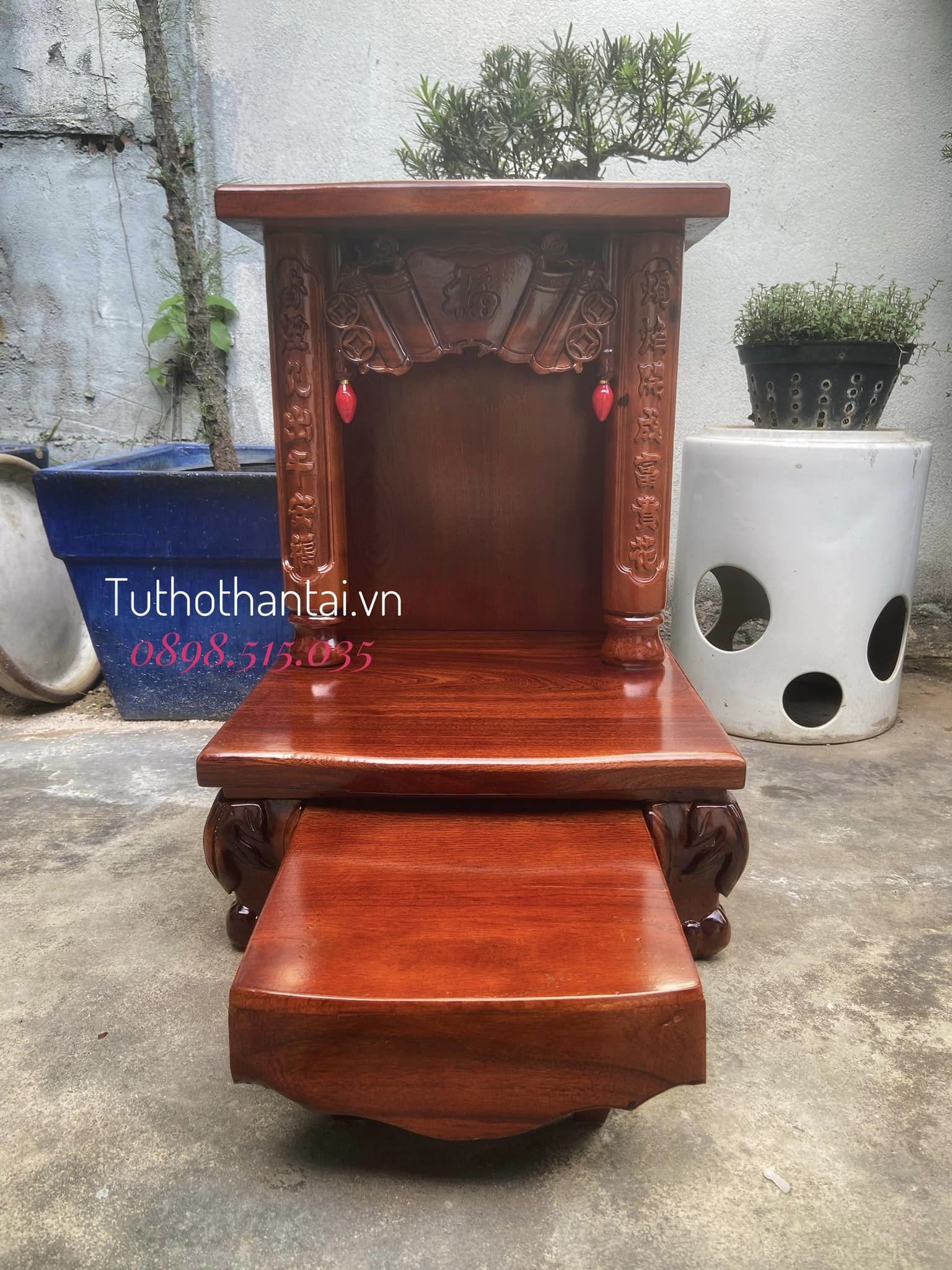 Bàn thờ thần tài gỗ Tràm mẫu hiện đại 48 x 68cm