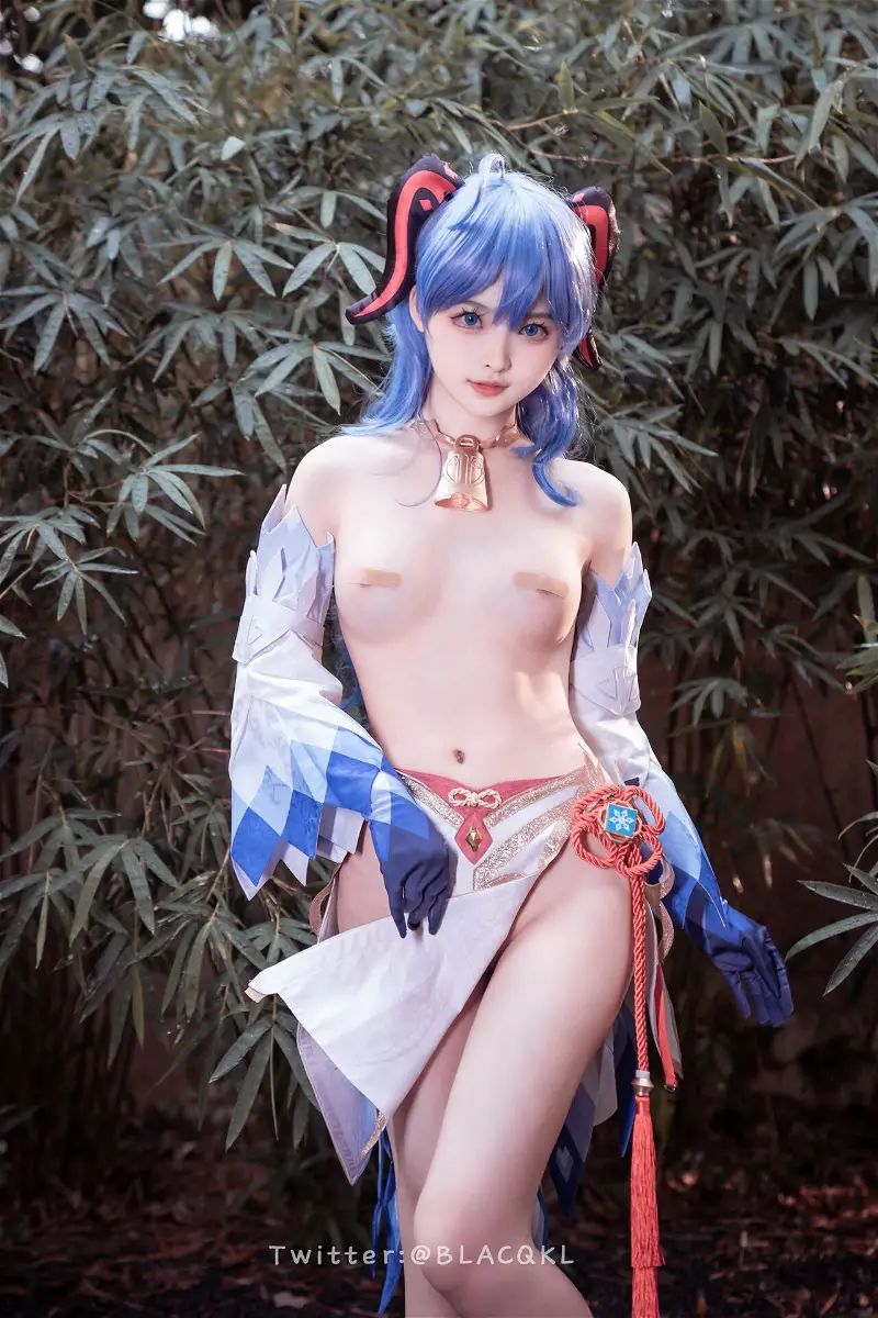 hình cosplay chapter 175 69