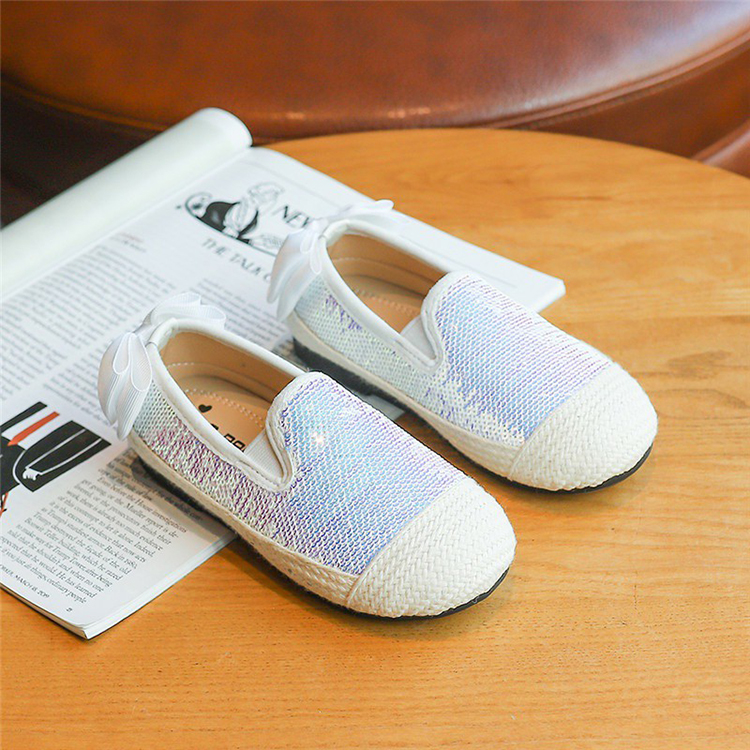 GIÀY SLIP ON CHO BÉ CỰC XINH