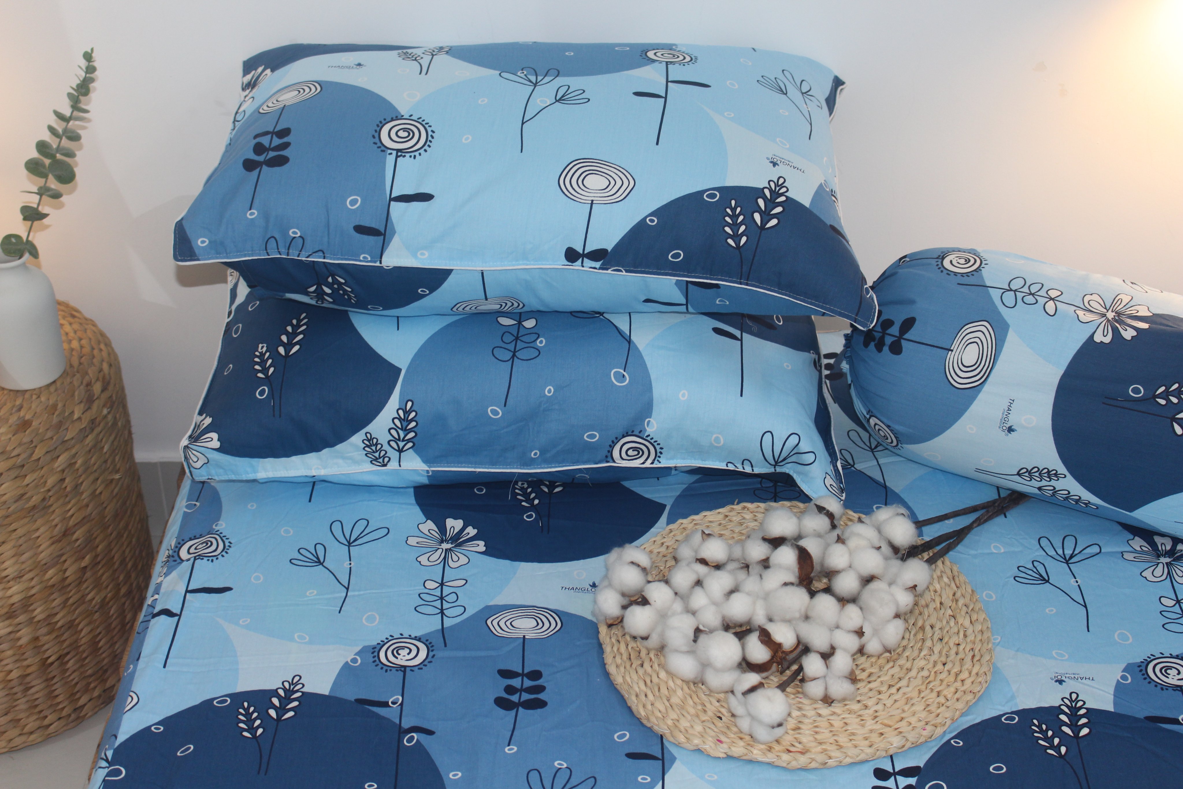 Bộ Drap Gối Cotton - Lập thể tròn xanh- vải dày dặn, mát mẻ, siêu thấm mồ hôi
