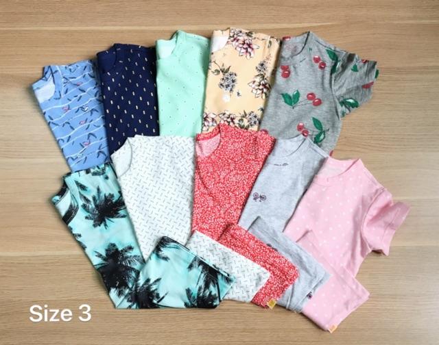 Áo thun hoạ tiết xinh xắn còn size 7-15kg.