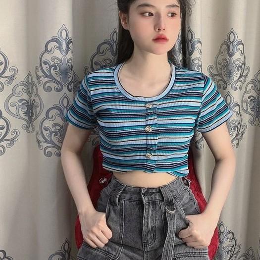 Aó thun croptop sọc cổ đóng nút size S từ 40-50kg size M từ 50-60kg