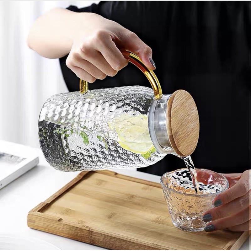 Bình nước sần bầu nắp gỗ chịu nhiệt