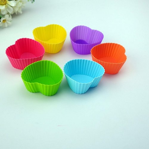 Bộ 10 khuôn hình trái tim làm bánh cupcake bằng silicon giao màu ngẫu nhiên