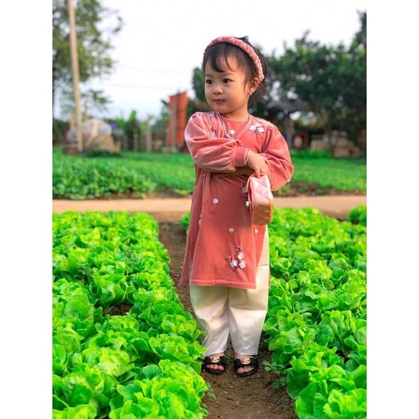 ÁO DÀI NHUNG CHO BÉ IU