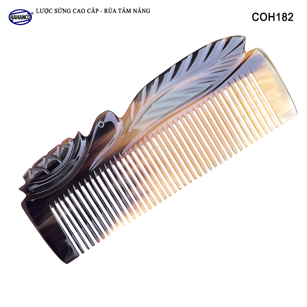 Lược Sừng Màu Vân Nưa Bằng Đầu Rùa Tắm Nắng Đục Khắc Tinh Xảo - có thể bỏ túi - COH182