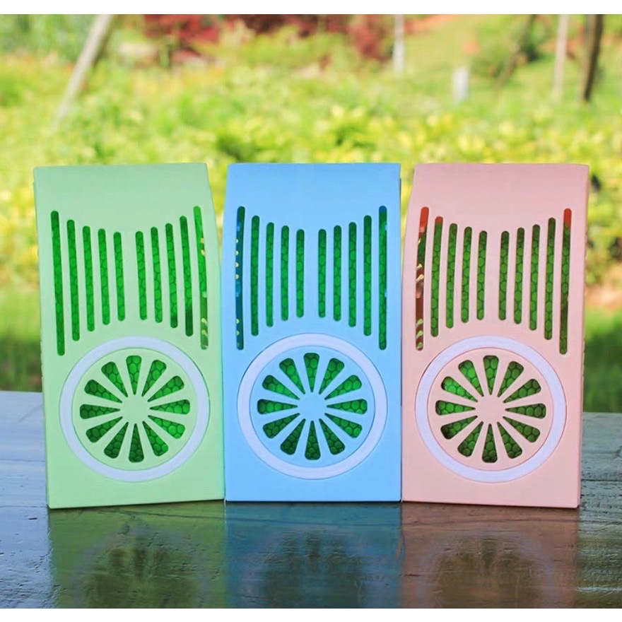 Hộp khử mùi tủ lạnh công nghệ cao  với than hoạt tính ,giúp làm sạch không khí và ngăn vi khuẩn phát triển