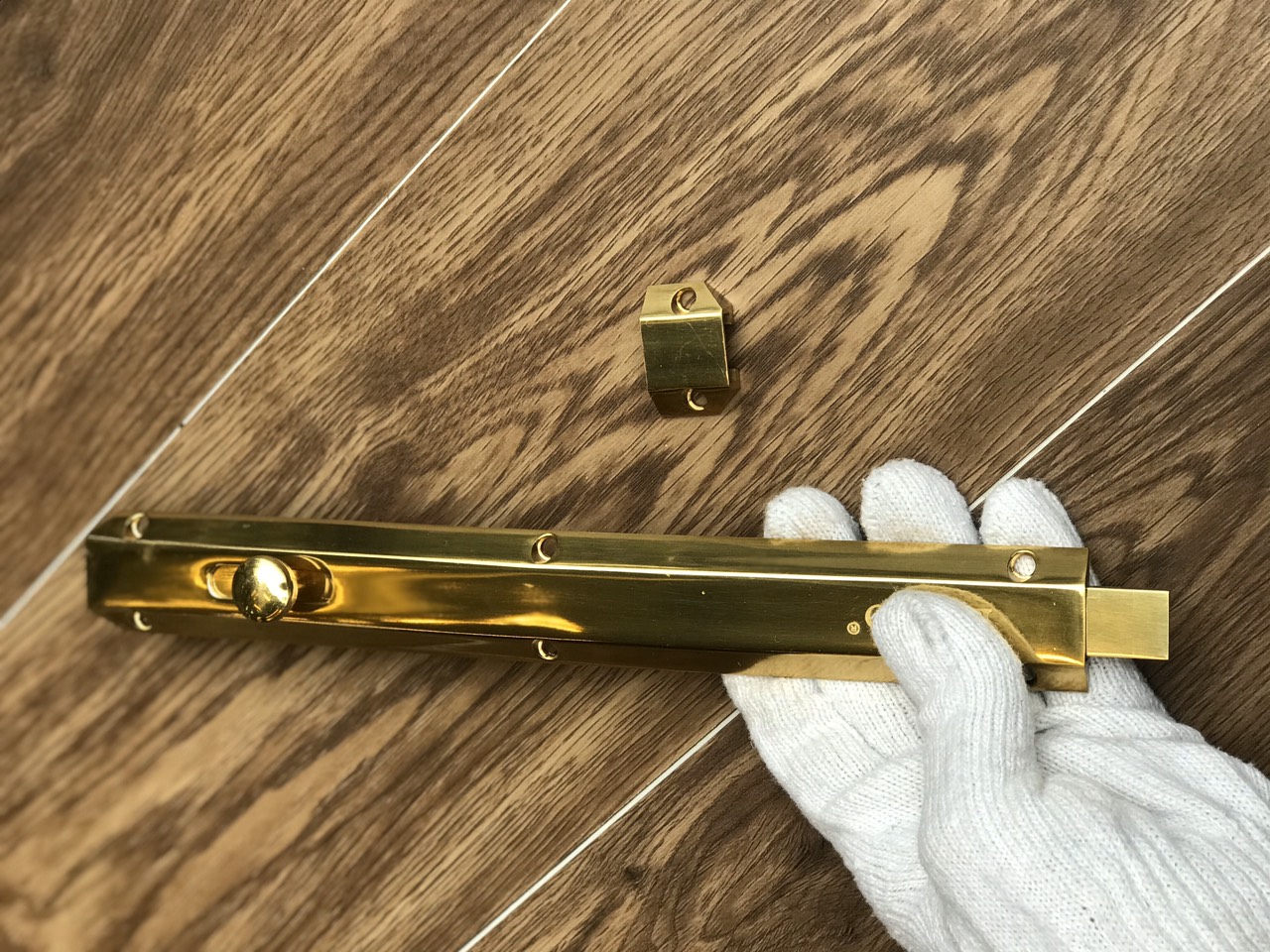 Chốt cửa không khóa bằng đồng 203mmx31mm cao cấp cho cửa gỗ EB004-8I