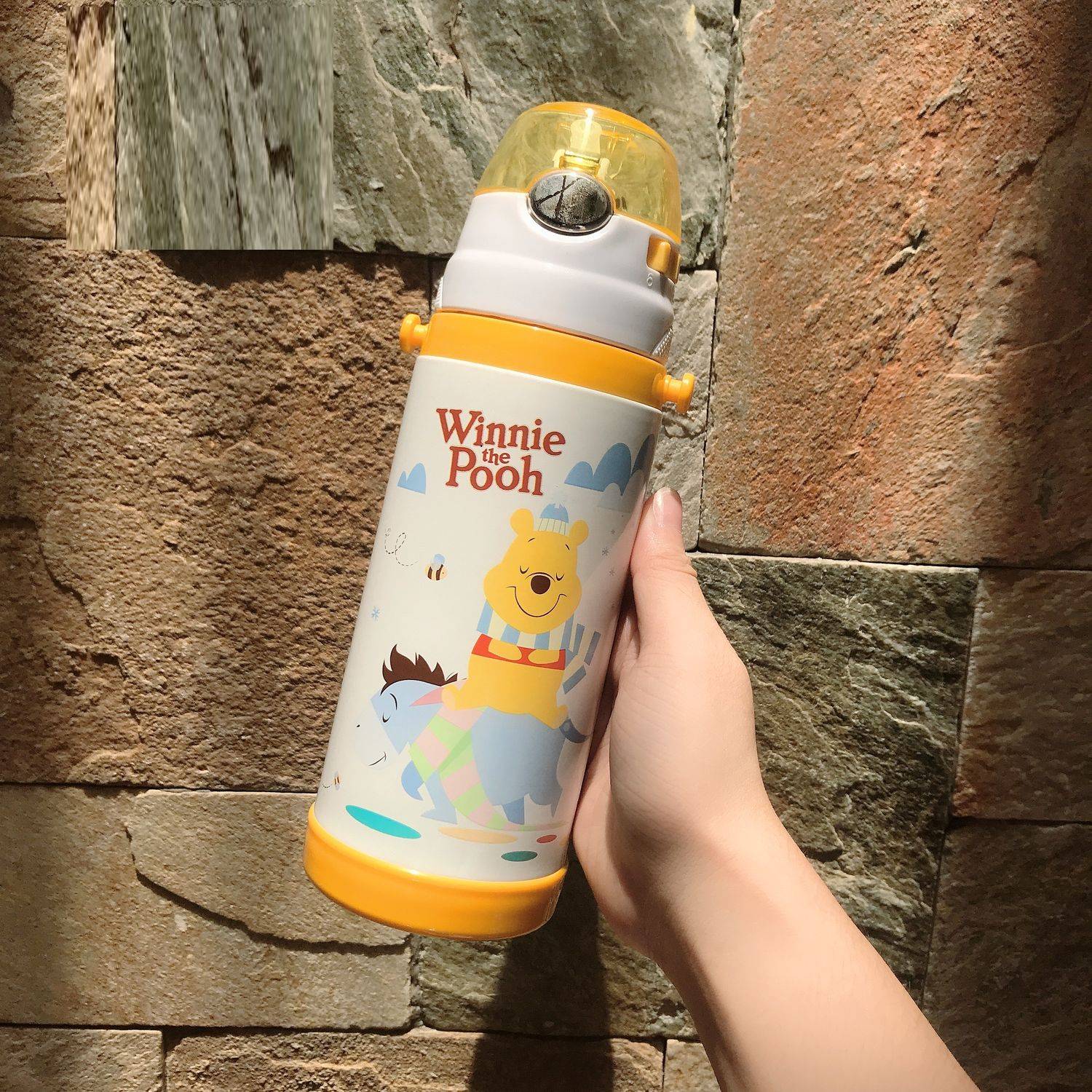 Bình nước giữ nhiệt nắp trong suốt có ống hút hình gấu Pooh màu trắng cho trẻ em, các bé, học sinh -  - WD-3417PHTR