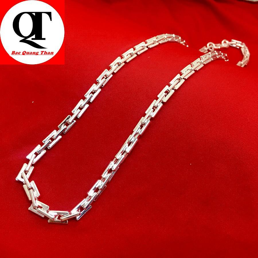 Vòng đeo cổ nam Bạc Quang Thản thiết kế kiểu dây tròn độ dài 50cm, trọng lượng có nhiều lựa chọn chất liệu bạc ta