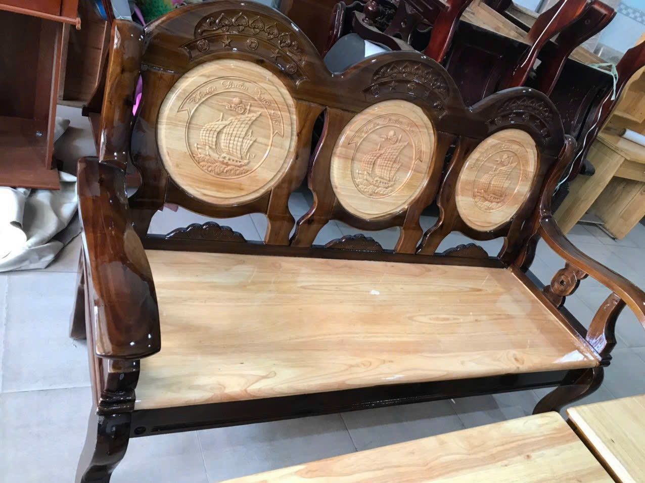 BỘ SALON PHÒNG KHÁCH THUẬN BUỒM XUÔI GIÓ 5 MÓN