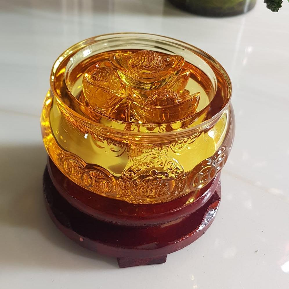 Tượng Phong Thủy Thố tụ tài mới màu vàng tài lộc 10 thỏi xiền vàng đá lưu ly tự nhiên đế gỗ size nhỏ vừa xinh đẹp đk 10cm x Cao 9cm cả đế x thố cao 5cm đặt bàn làm việc bàn thờ thần tài ạ