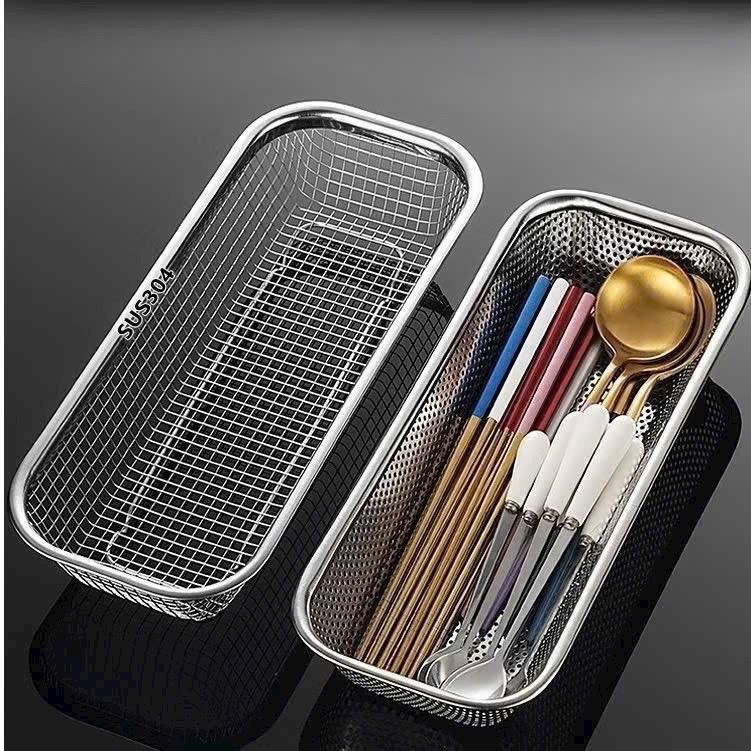 [ANHOTSHOP] Rổ Lưới Inox 304 Có Chân – Rổ Inox Đa Năng Ráo Dầu Nước, Đựng Rau Củ Đũa Tiện Lợi (Loại 1)