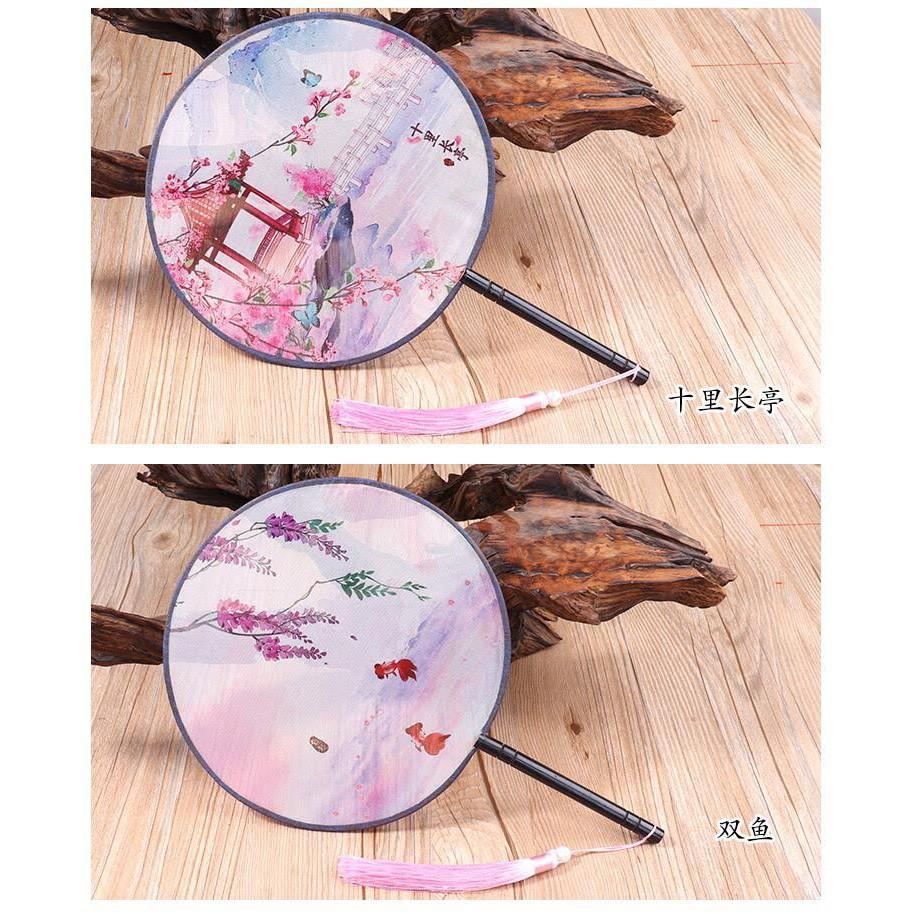 Quạt trong suốt mẫu hoa bỉ ngạn in hai mặt