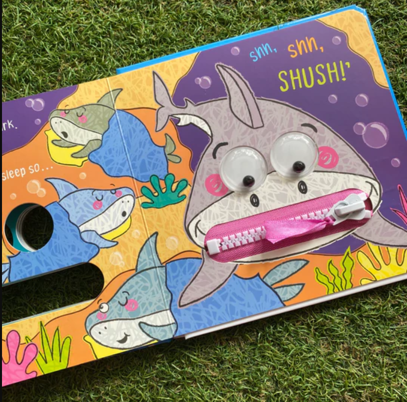 Sách tương tác cho bé 0-3 tuổi - Shh Shh Shark!