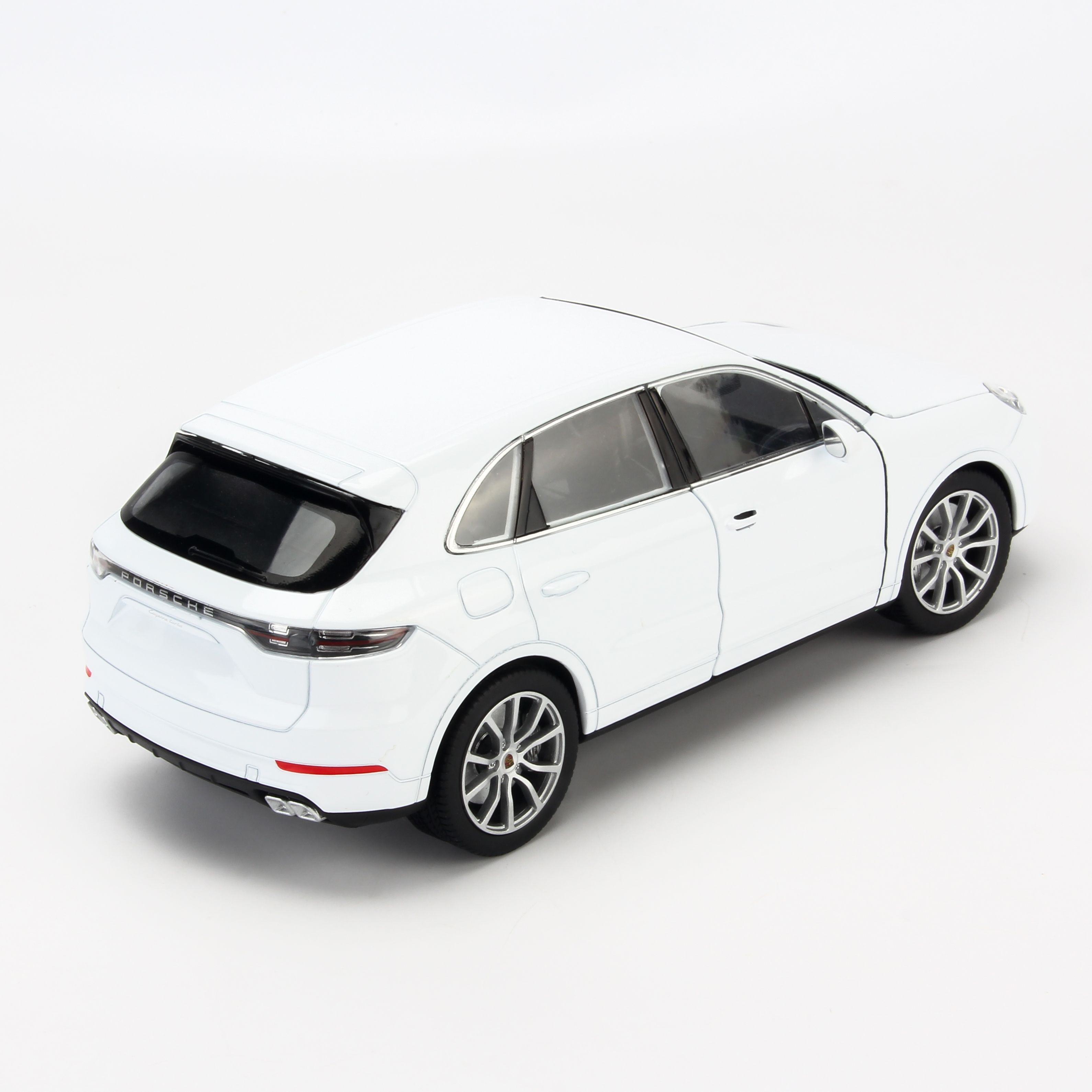 Mô hình xe Porsche Cayenne Turbo 1:24 Welly - 24092W