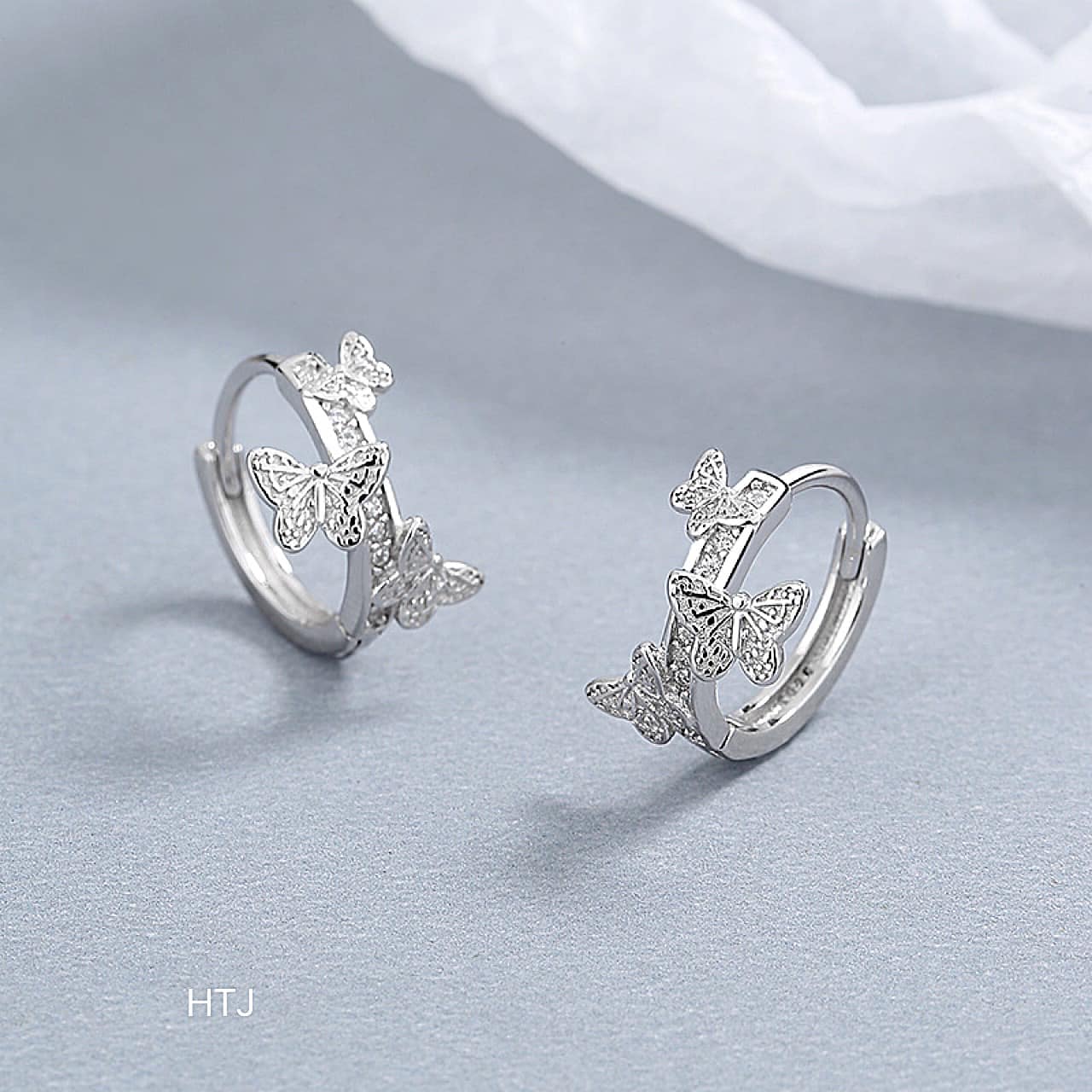 Bông tai bạc khuyên tròn hồ điệp chất liệu bạc s925 MS065d