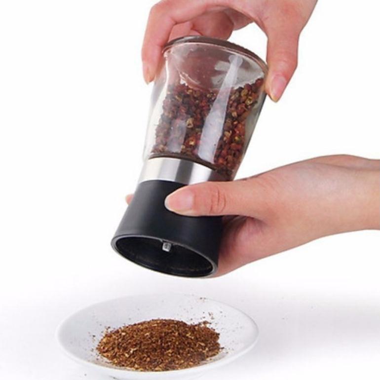 Xay tiêu bằng tay hạt nhỏ mịn điều chỉnh được lọ thủy tinh