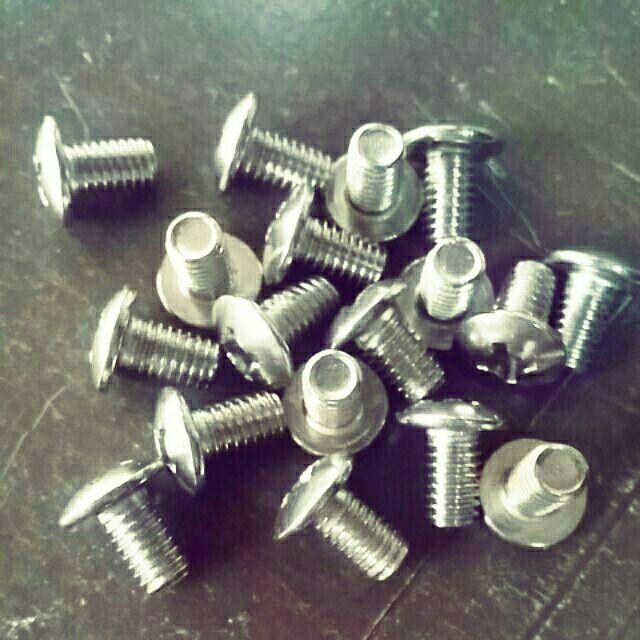 Ốc dù xi M6x10 con...