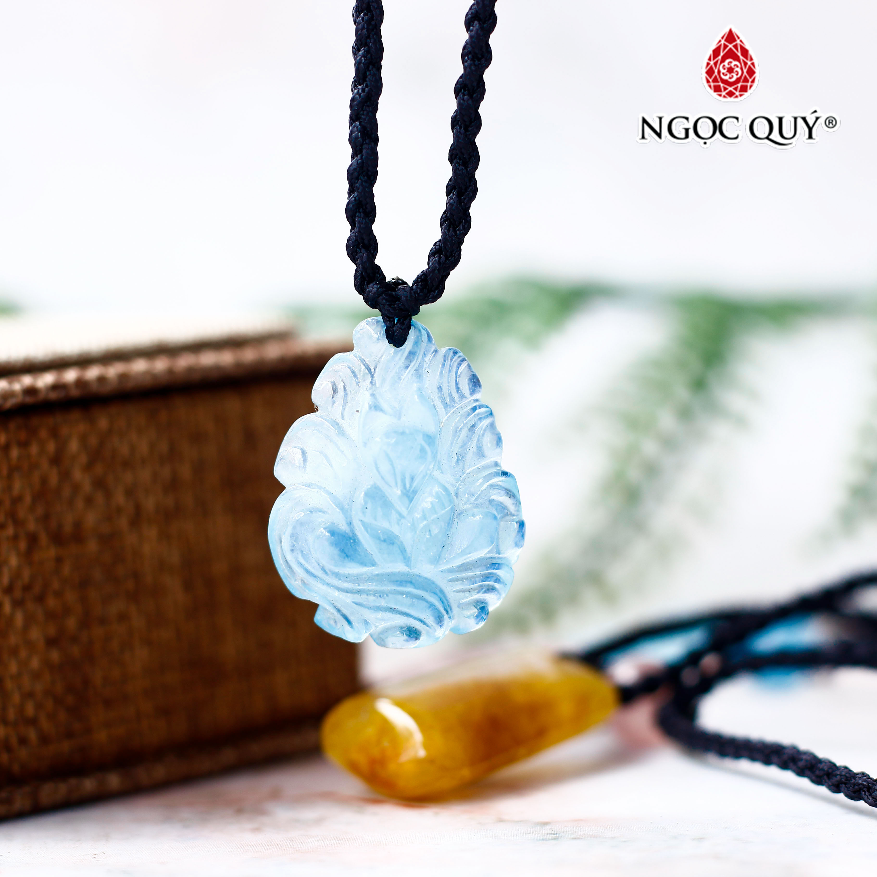 Mặt dây chuyền nữ hoàng hồ ly Aquamarine hải lam ngọc - Ngọc Quý Gemstones